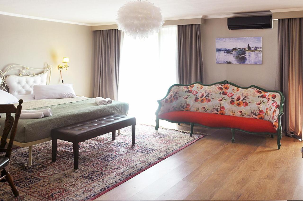 Art Hotel Claude Monet Tbilisi Exteriör bild